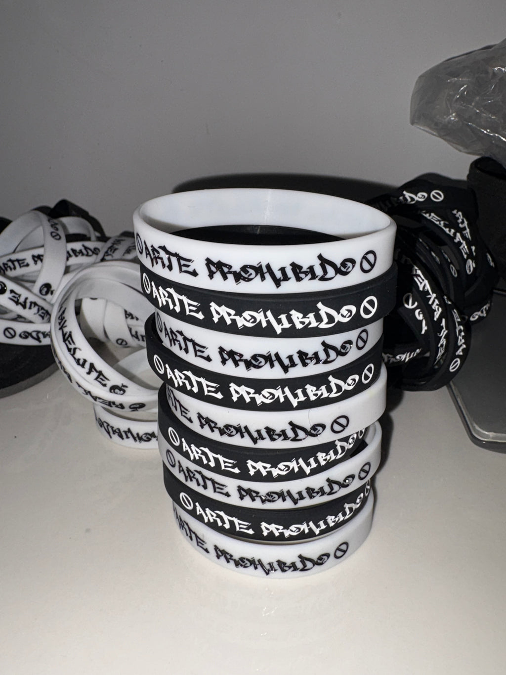 Pulsera ARTEPRØHIBIDO